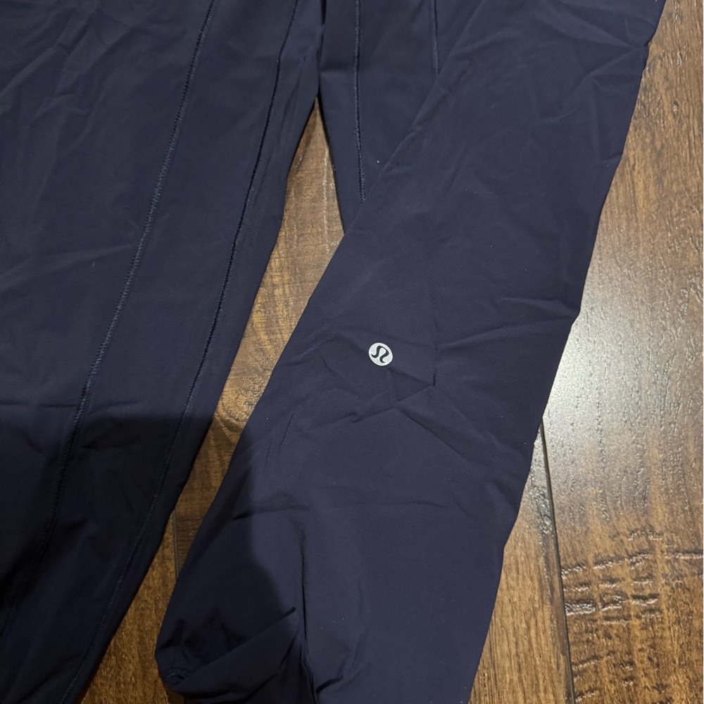 Lululemon Athletica Deep Blue Light Weight Joggers